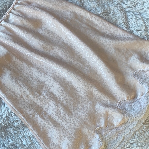 Vintage Christian Dior Petal Pink Lace Detail Slip - Picture 13 of 16